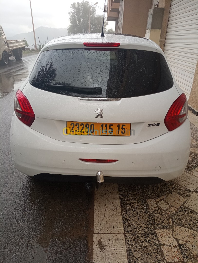 Peugeot 208 2015 Allure