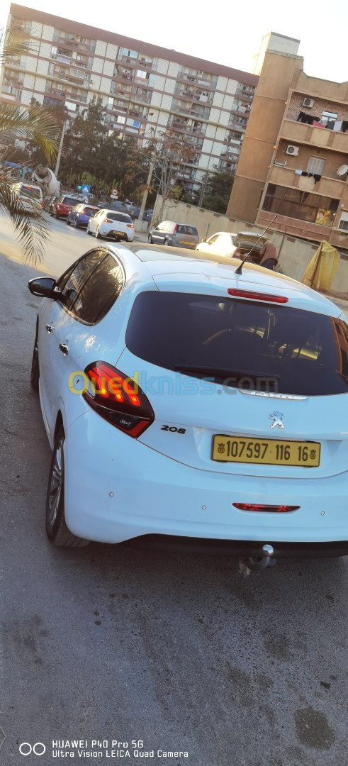 Peugeot 208 2016 Allure Facelift