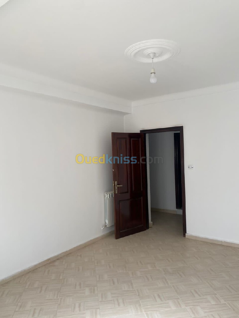 Vente Appartement F4 Alger Bordj el bahri