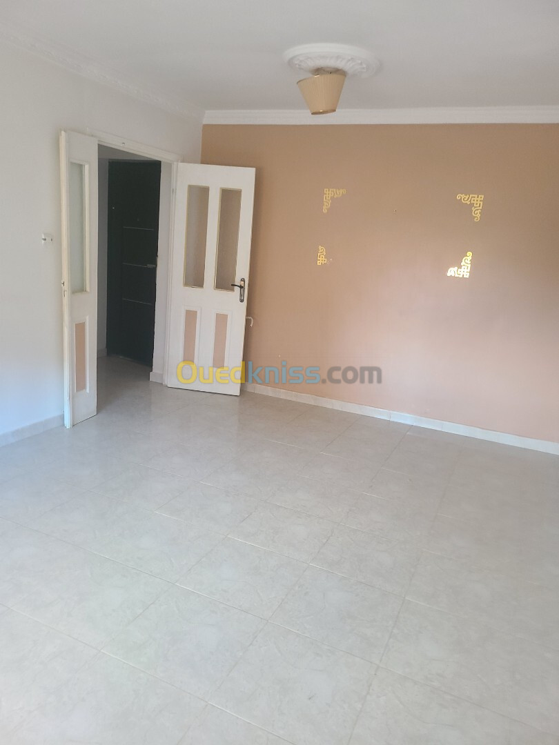 Location Appartement F3 Alger Draria