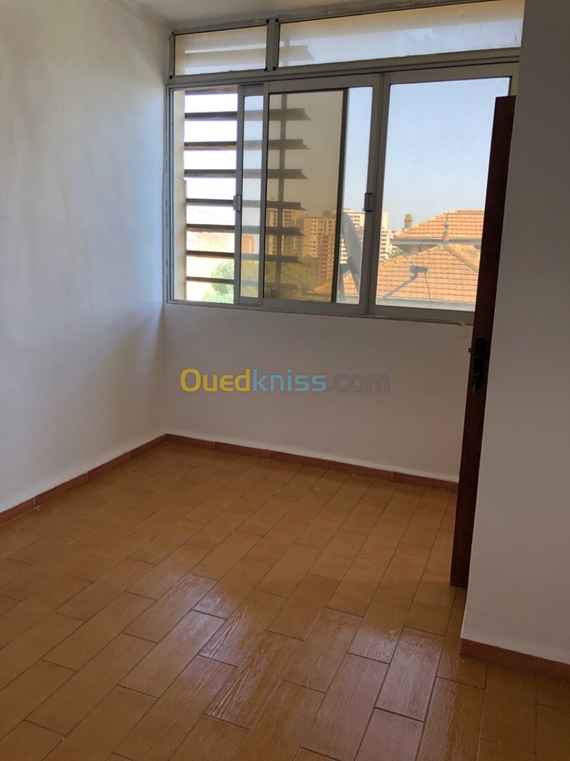 Location Appartement F2 Alger Bir mourad rais