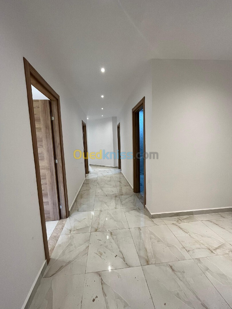 Vente Appartement F4 Alger El achour