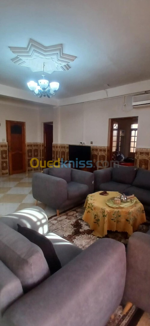 Location Niveau De Villa F4 Oum El Bouaghi Ain mlila