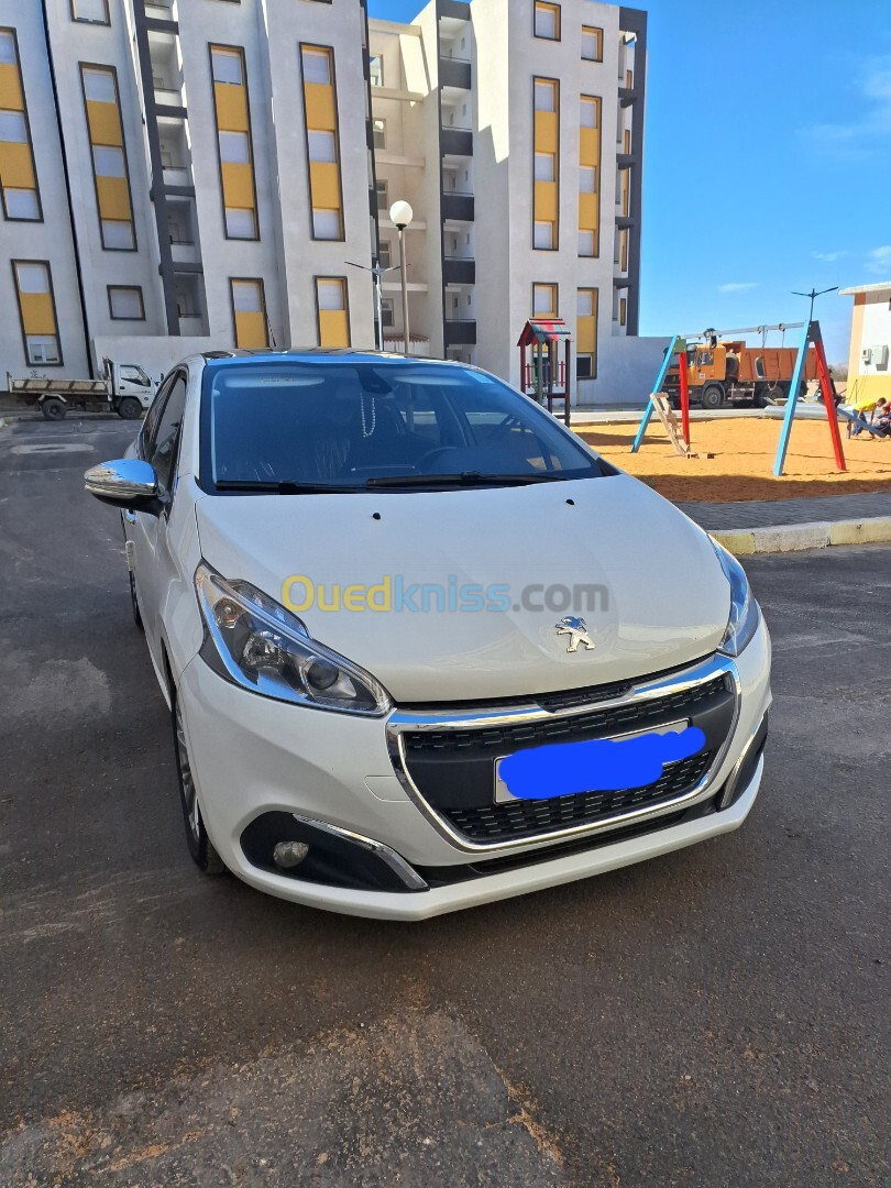 Peugeot 208 2018 Allure Facelift