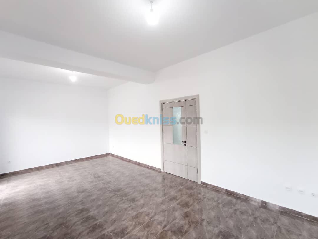 Location Appartement F4 Alger Hydra