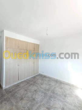 Vente Appartement F4 Alger Bordj el bahri