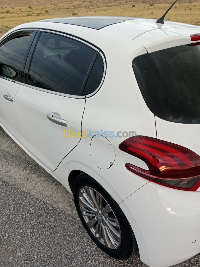 Peugeot 208 2018 Hdi