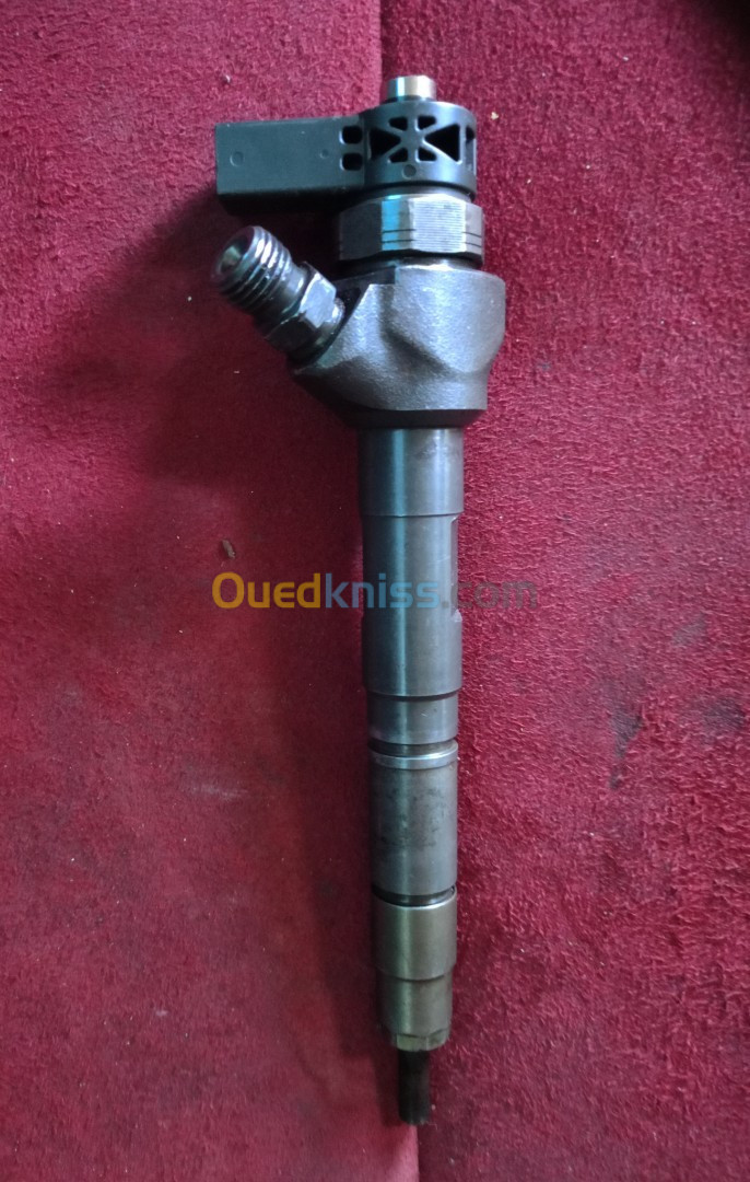 Injecteur 2L Tdi 143