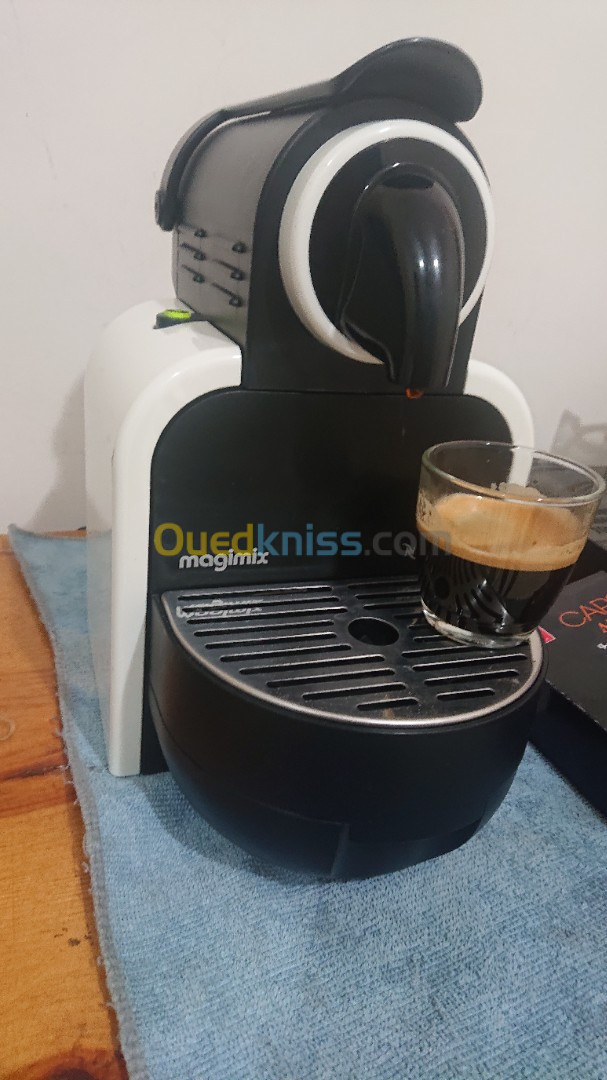 Machine nespresso magimix