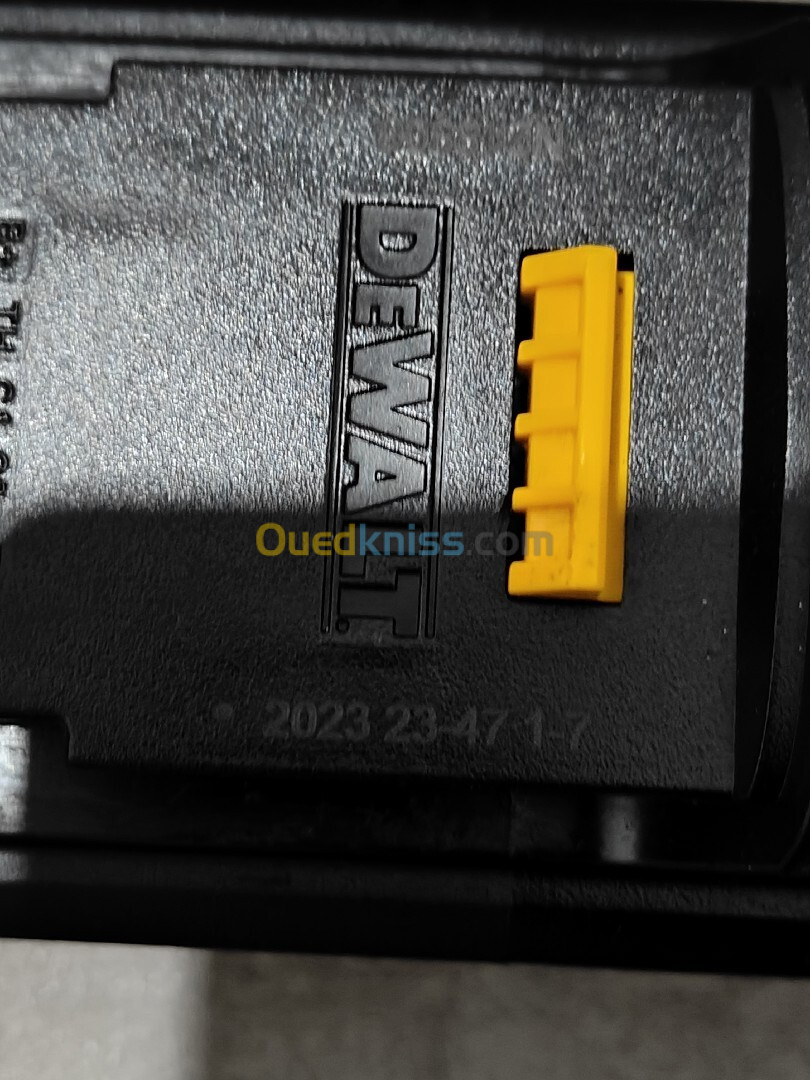 DeWalt XR batterie 18V 4A année 2023 