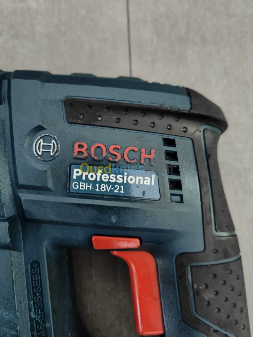 Bosch perforateur 18v brushless motor 