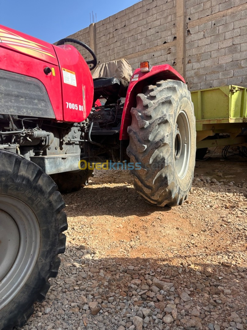 Mahindra 7005 2018