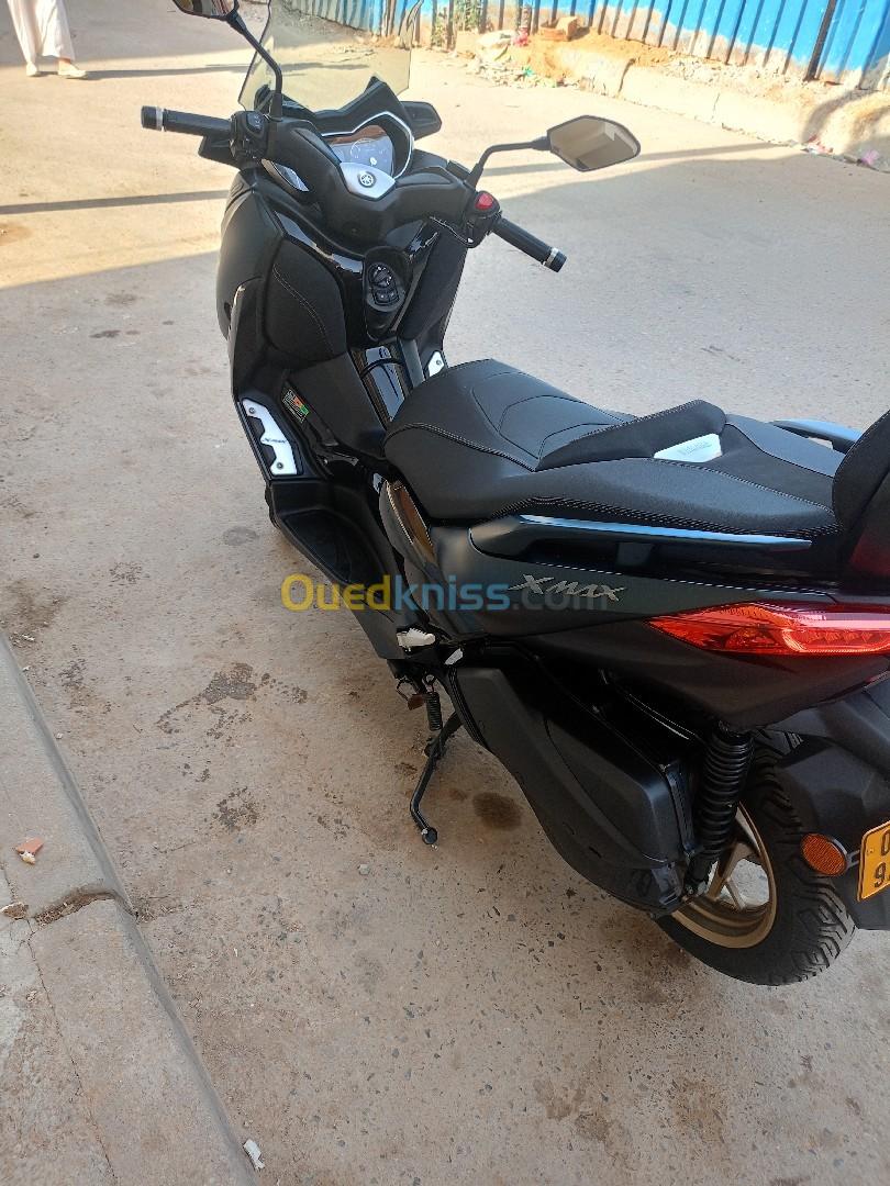 Yamaha Xmax 300 2022