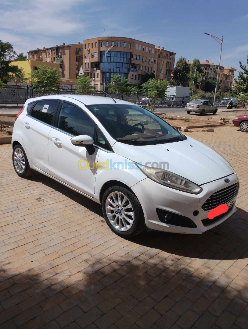 Ford Fiesta 2014 Titanium 