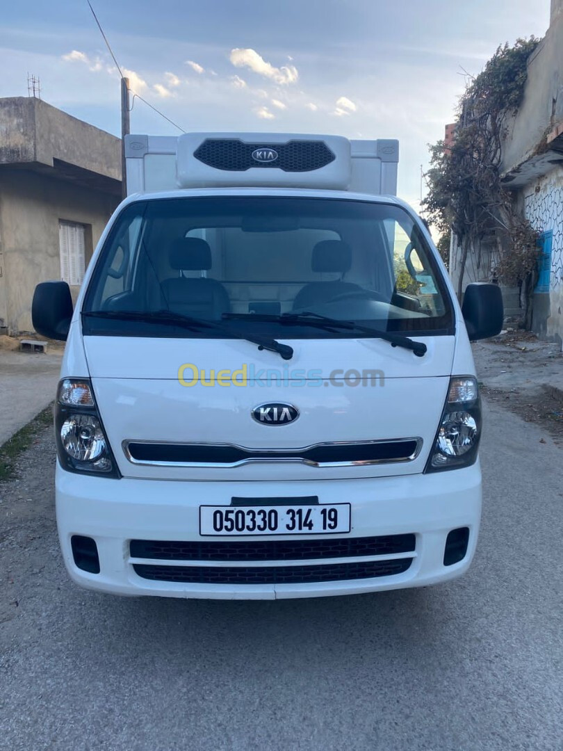 Kia K2700 frigo 2014