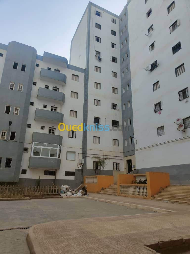 Location Appartement F4 Oran Bir el djir