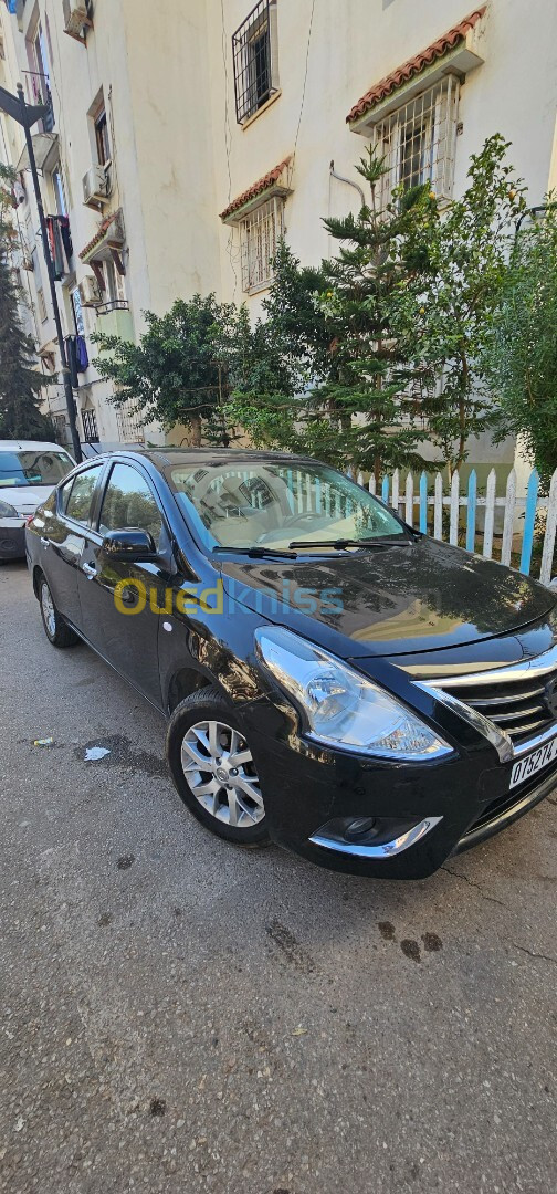 Nissan Sunny 2015 La toute option