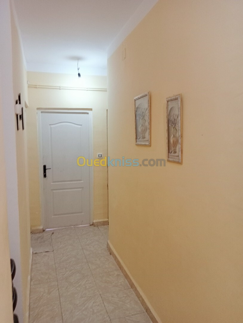 Location Appartement F3 Jijel Jijel