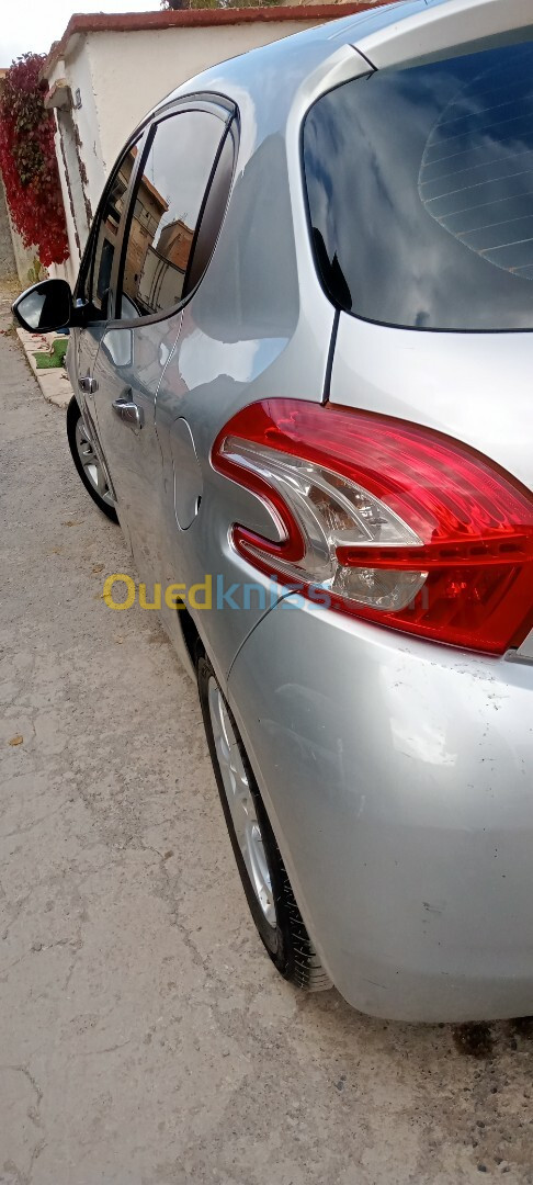 Peugeot 208 2014 208