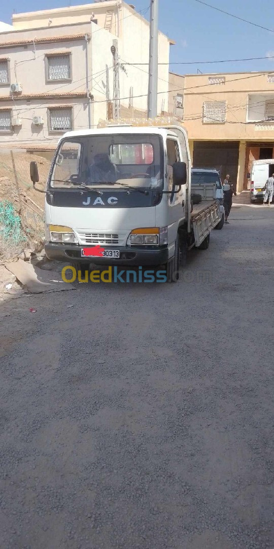 JAC Jac1025 2003