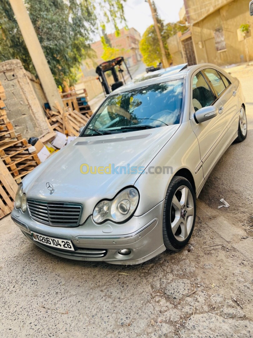 Mercedes Classe C 2004 C220