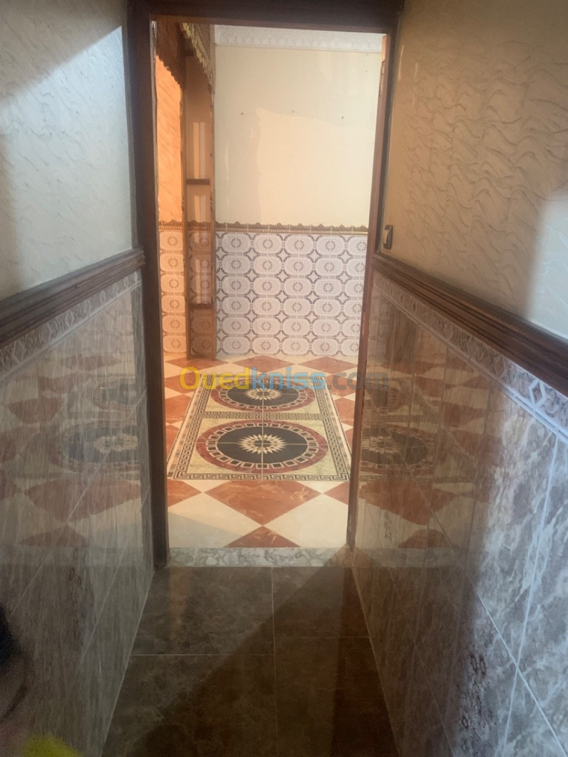 Vente Niveau De Villa F4 Alger Bordj el bahri