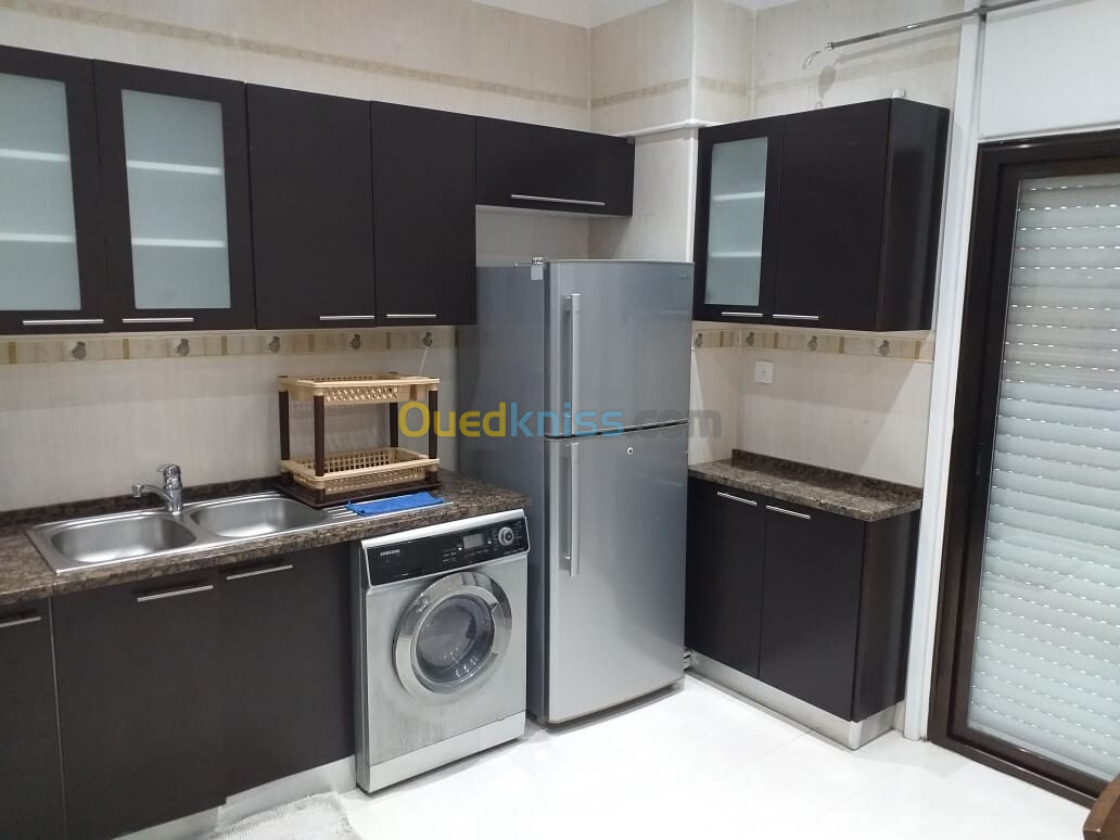 Location Appartement F4 Alger Hydra