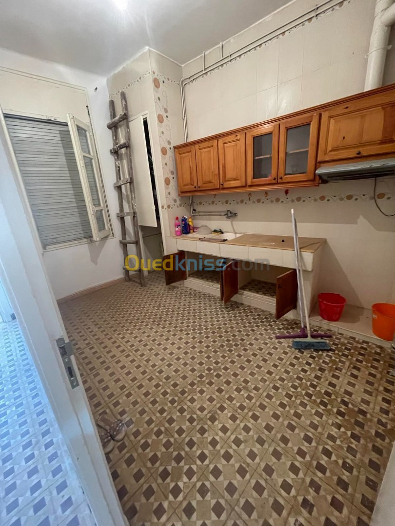 Vente Niveau De Villa F3 Alger El harrach