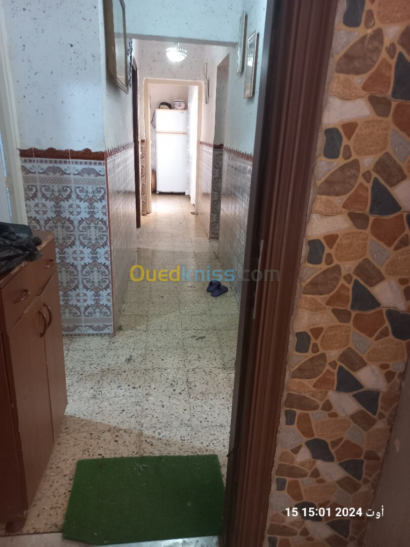 Vente Appartement F3 Alger Les eucalyptus