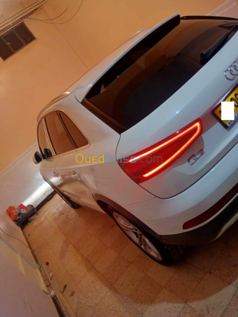 Audi Q3 2013 Off Road