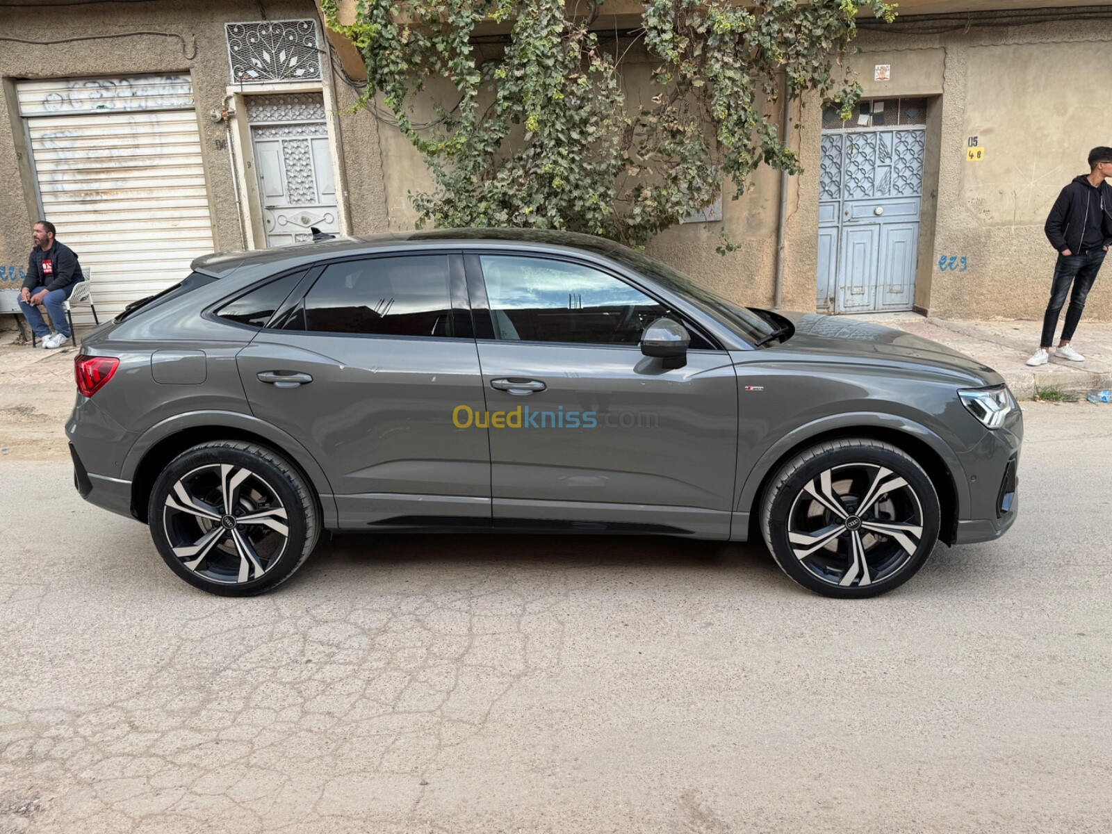 Audi Q3 2023 S line