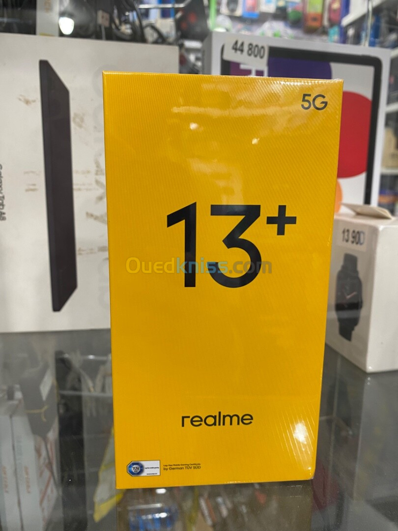 REALME 13 PLUS 5G 8/256 NEUF SOUS EMBALLAGE COULEUR GOLD LIVRAISON DISPONIBLE 13 PLUS