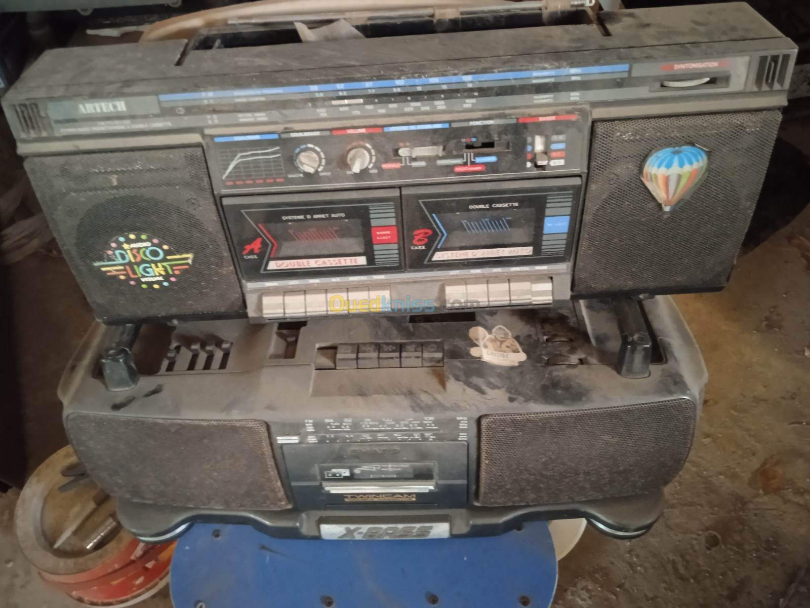 Poste cassette et tourne disque ancien 