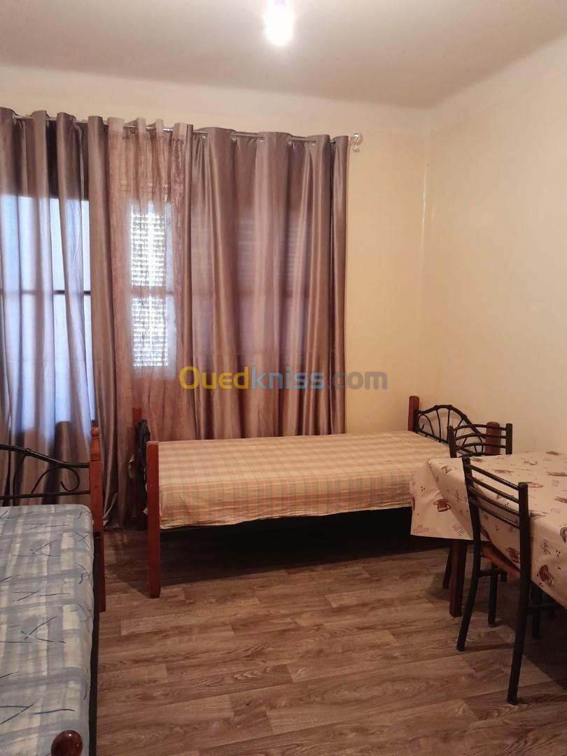 Location vacances Appartement F3 Biskra Biskra