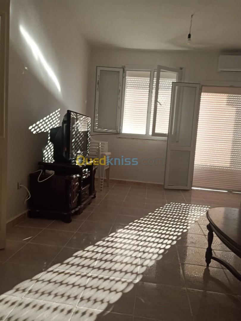 Location vacances Appartement F3 Skikda Filfla