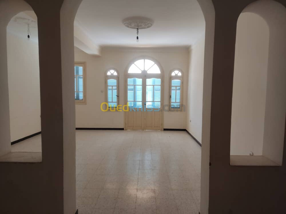 Vente Villa Médéa Ksar boukhari