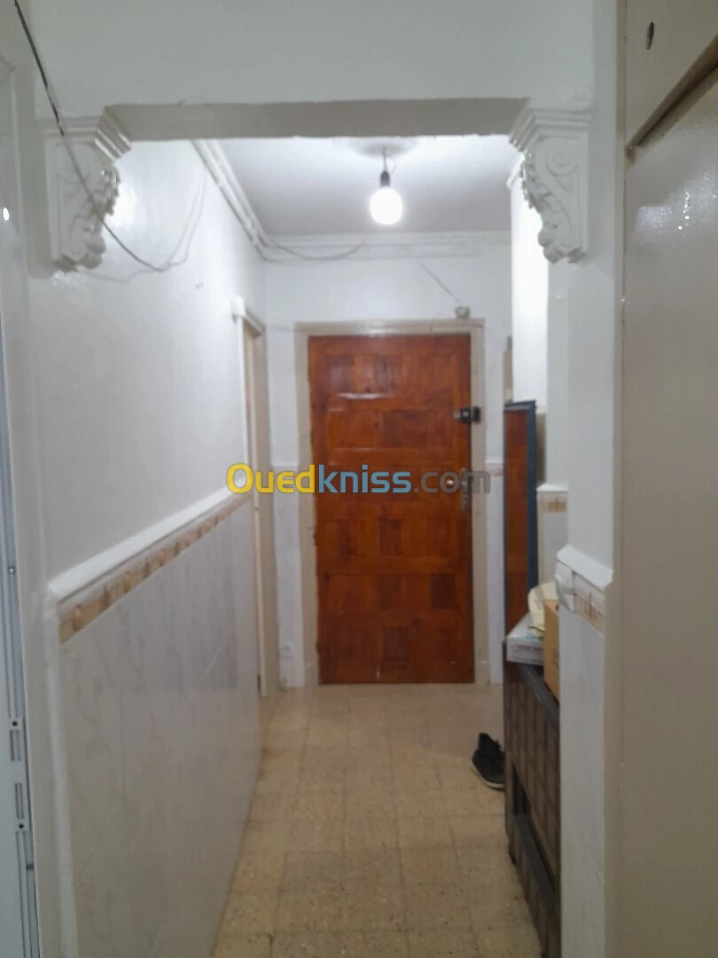 Location Appartement F4 Blida Ouled yaich