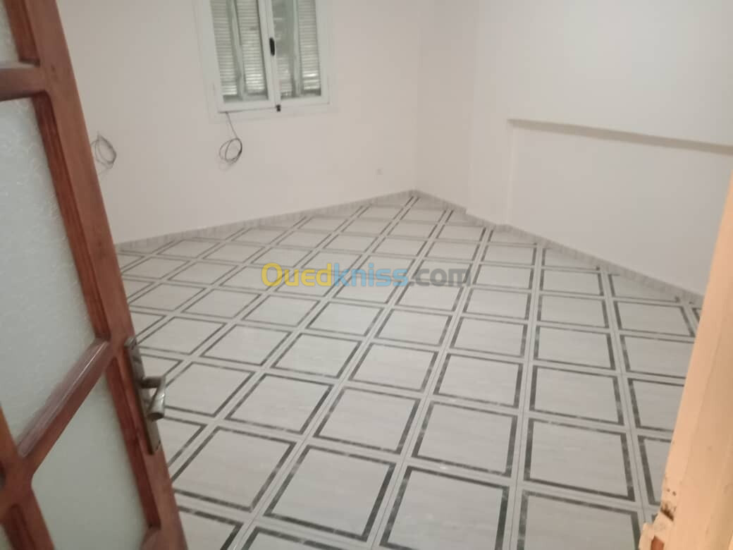 Location Appartement F3 Blida Blida