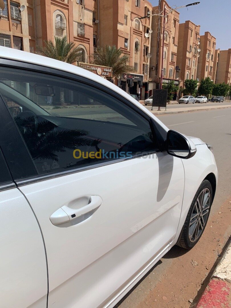 Kia Rio 2018 EX