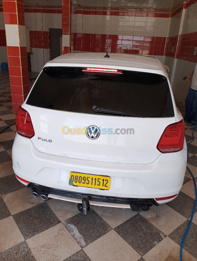 Volkswagen Polo 2015 R-line