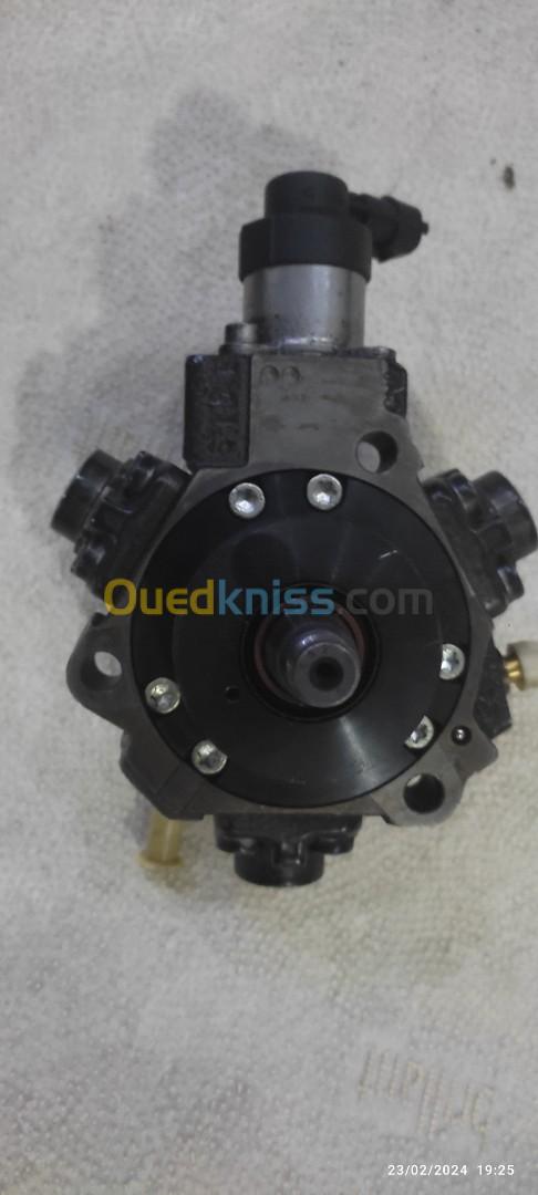 Pompe injection master qashqai 2014 2 l dCi