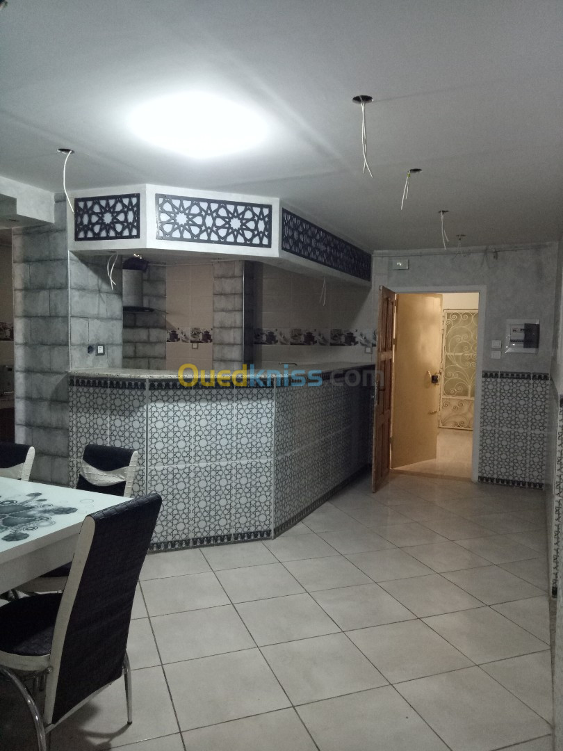 Location Appartement F3 Biskra Biskra