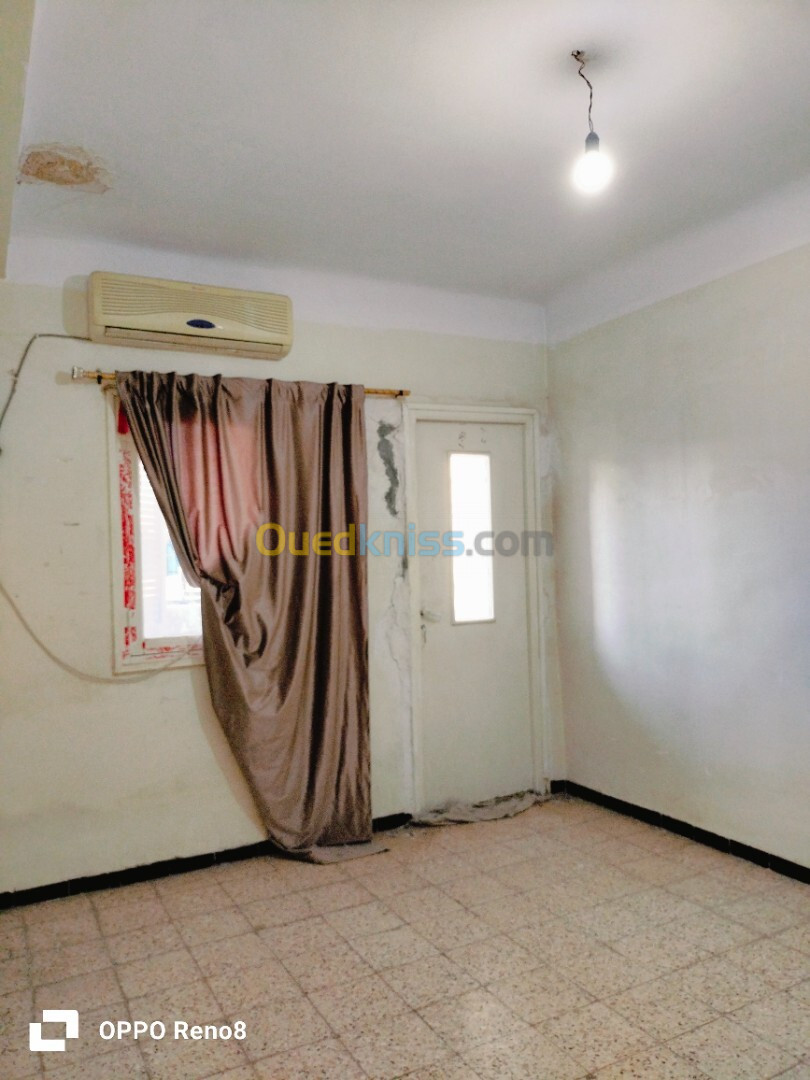 Location Appartement F4 Biskra Biskra