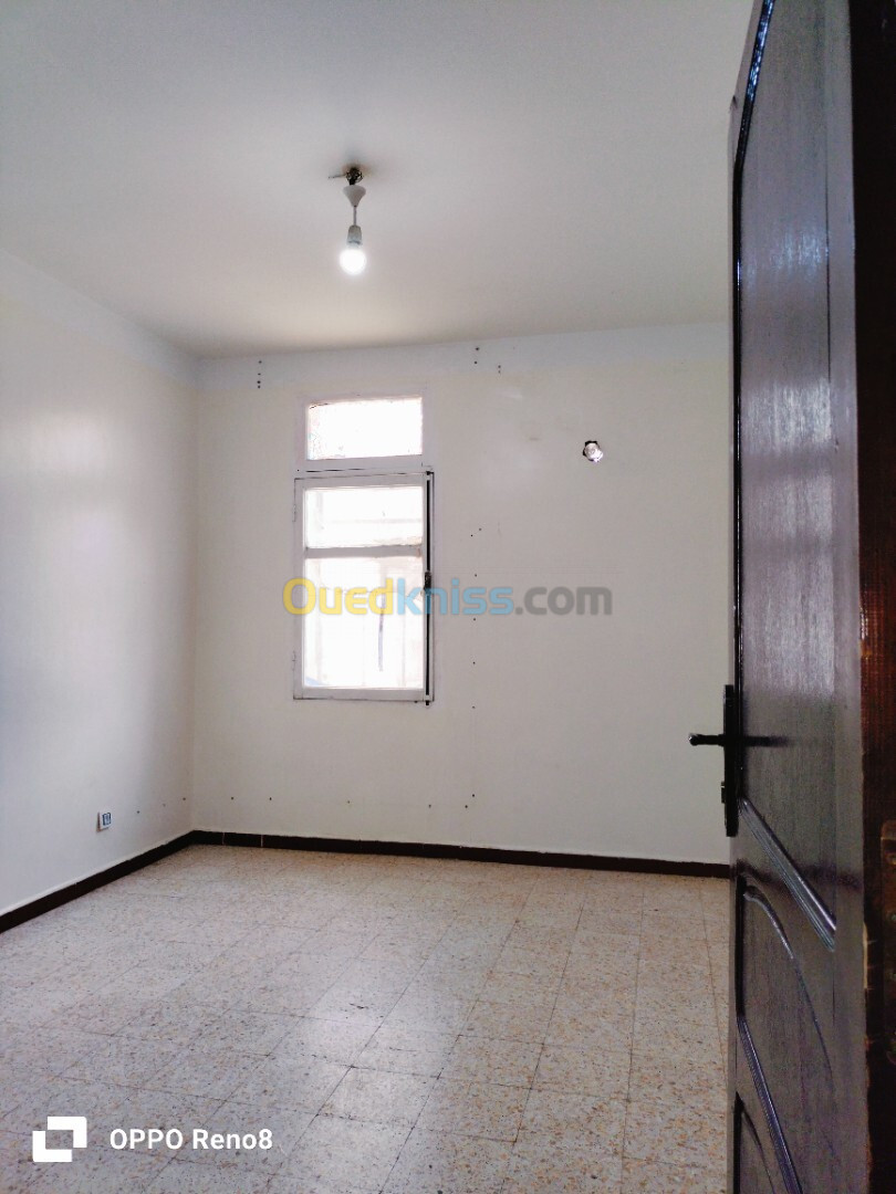 Vente Appartement F3 Biskra Biskra