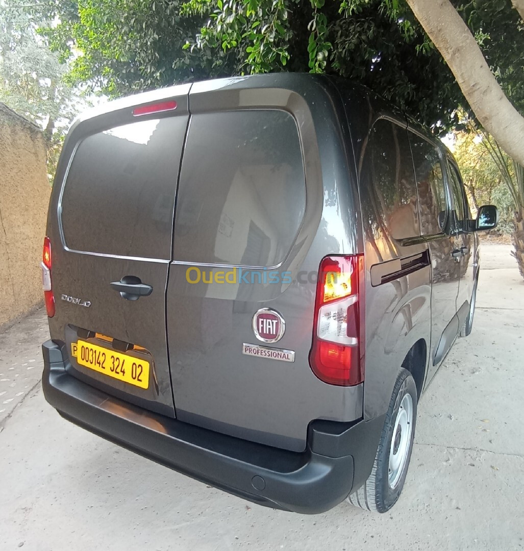 Fiat Doblo italien 2024 Professionnel