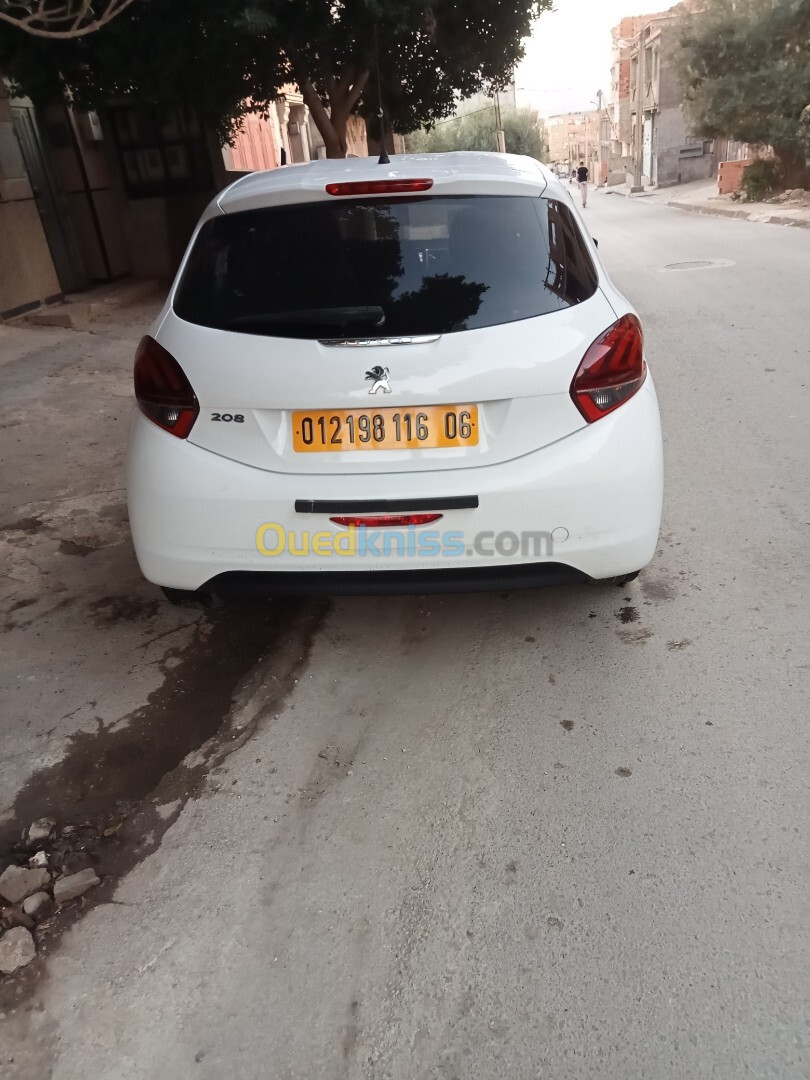 Peugeot 208 2016 Active Facelift