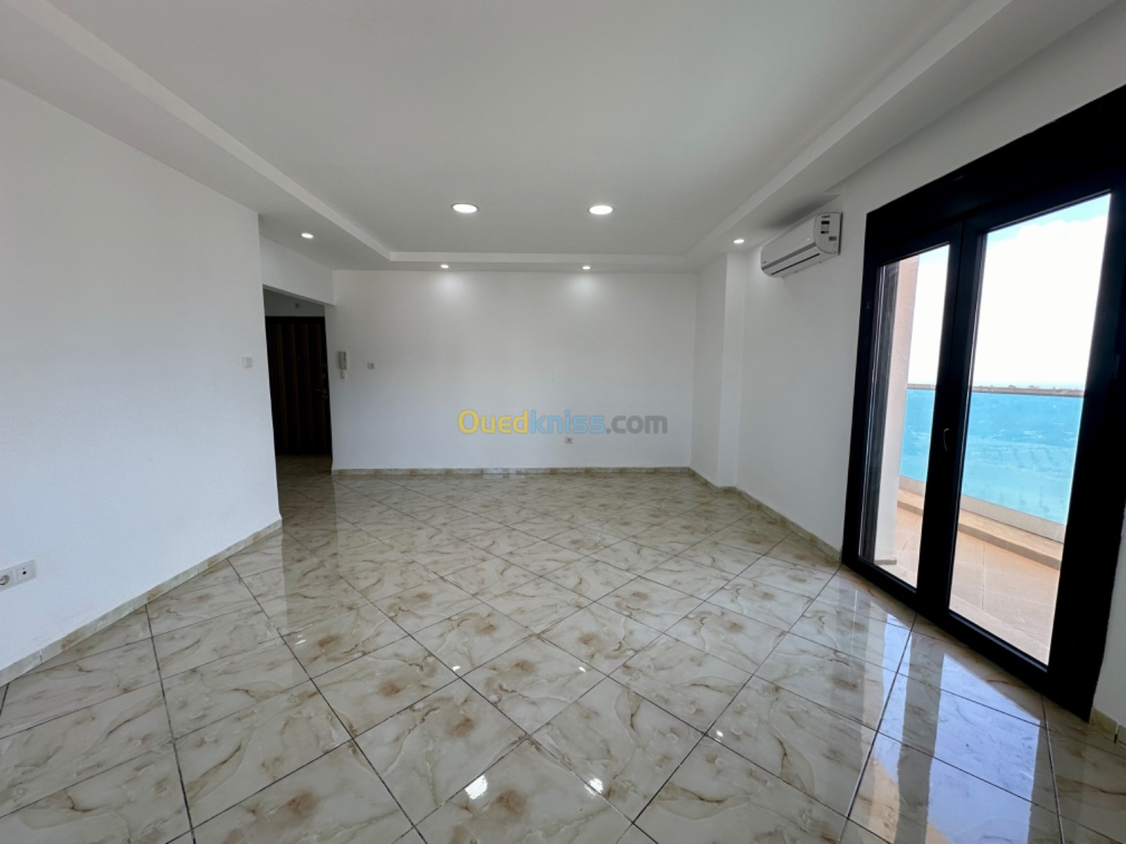 Location Appartement F4 Oran Oran