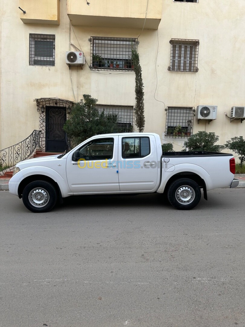 Nissan Navara 2015 Elegance 4x4