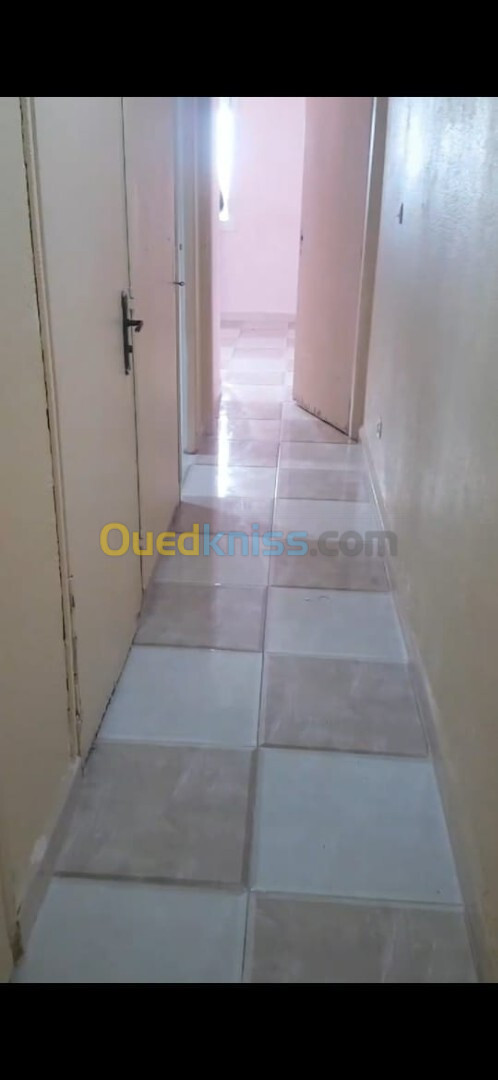 Location Appartement F4 Alger Bab ezzouar