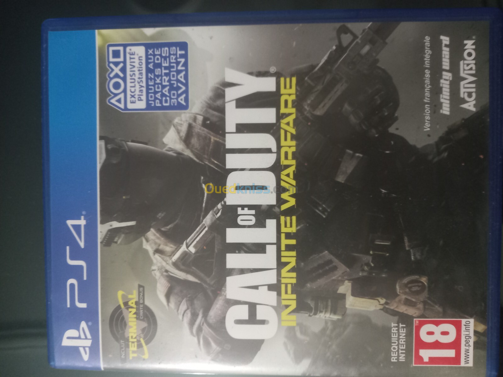 Jeux playstation 4 ( Call of duty Infinité Warfare )